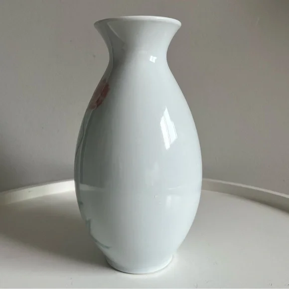 Vintage Pink Poppy Asian White Ceramic Vase - Picture 8 of 10